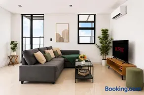 Central Ultimo 3BR - Pool,Gym & 2 Parking-Balcony - Image 2