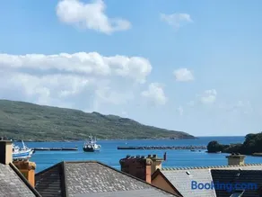 Harbour View Accommodation - Image 1