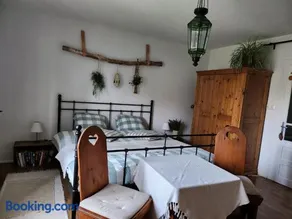 Moongarden apartment - Image 1