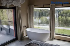 Ilmaveere Butiikhotell ja Restoran - Image 1