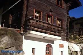 En Anniviers, chalet cosy au centre du village de Saint Jean - Image 1