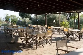 Klio Hotel - Image 3