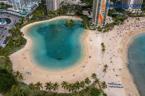 Waikiki Palms, Central Location, FREE parking - Image 5