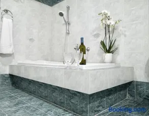 Loula's Mansion - Image 3