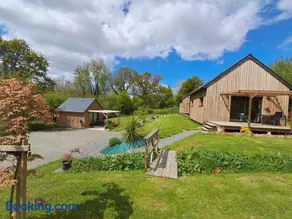 Chalets de pont cob avec spa - Image 1