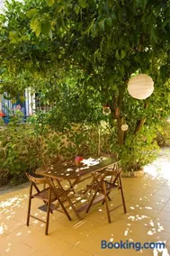 Αγία Κυριακή Traditional Guesthouse - Image 4
