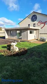 Maison studio, tiny house, parking privé, jardin - Image 4