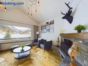Mountain Majesty Apartment with Stunning Views - Image 3
