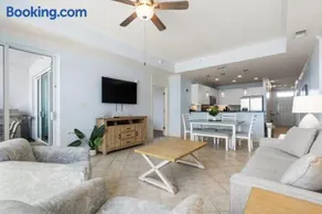 Wharf 412 by Youngs Suncoast - Image 5