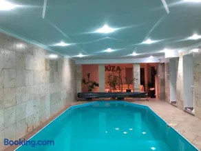Meduza Wellness Spa s ubytovaním - Image 1