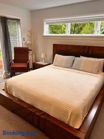The perfect getaway for two in a large suite - Image 4