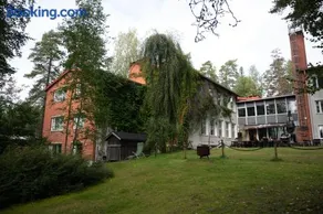 Koivu ja Kuusi Eräkeskus - Image 1