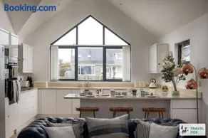 Sea View Terrace - with hot tub! - Image 3