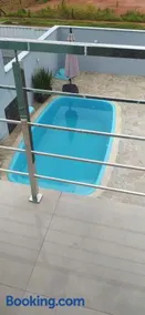 Sobrado em Piçarras com piscina - Image 1