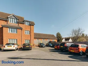 St Johns Penthouse Serviced Apartment, Bridgnorth - Image 3