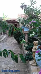 Mila LA villa - Image 2