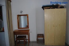 Sailors Apartments - Image 5