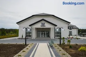 Wisteria Hotel - Image 1