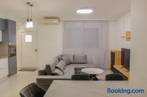 Samaras seaside apartment - Image 2