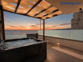 Aqua Vista- Villa Wave Seafront villa with private Jacuzzi & Panoramic sea view - Image 5