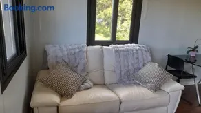 Narnoomia Farm Cottage - Image 3