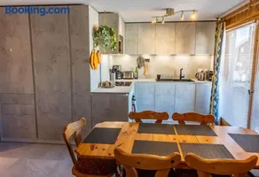 Recently Refurbished Apartment Walk to Samoëns Village - Image 2