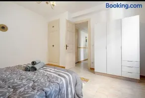 Ferienwohnung 'El Compromiso' mit Balkon, Wi-Fi und Klimaanlage - Image 2
