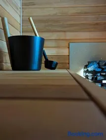 Mere Apartment - Private Yard, Sauna and Pet Friendly - Image 2