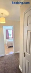 Cosy room in apartment tallaght - Image 2
