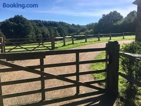 The Annex is in the beautiful Ashdown Forest - Image 1