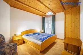 Kuenz Dolomites App Drau - Image 3