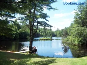 Mountain Retreat on Private Lake-Alderbrook Lodge - Image 2