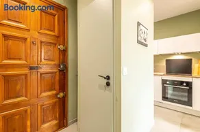 PANORAMIC SUITE - SUPERB flat in the heart of the old town 5 stars - Image 4