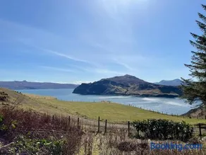 Greenhill - Image 1