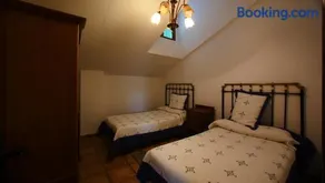 Casa Rural Plaza Vieja Saldaña - Image 3