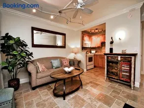 Island Flat 103 - Image 2