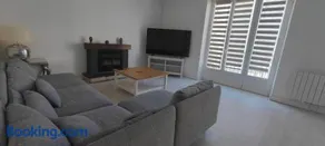 logement familial spacieux, 2 chambres , grand salon - Image 3