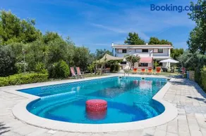 Villa Claudia - Image 2