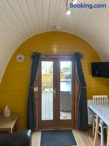 Acorns Luxury Glamping - Image 5