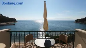 Apartments on the beach-Drvenik - Image 1
