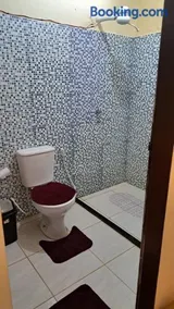 Suítes Privativas à 100m da Praia "NÃO É CASA INTEIRA" - Image 5