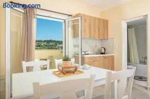 Premier Tsilivi - Image 2
