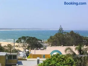 Azzurra, 14 East Street - Image 3