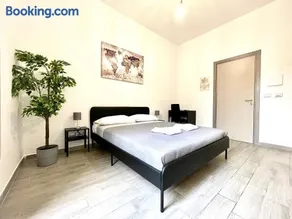 Colosseum Guest House - Image 2
