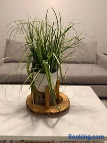 Stylish Apartment Near Widener & I-95 - Image 3