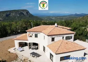 Mas Jams - Le Gouleyrous, Le Canigou et Le Figarassa - Image 1