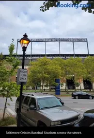 Downtown and Inner Harbor Apartment - Image 2