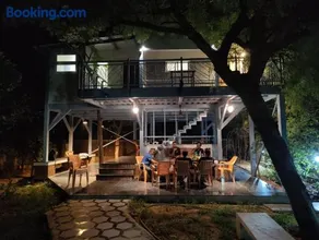 Neem Tree Retreat - Image 3