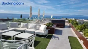 Luxury Villa Rebeka - Heated Pool and Jacuzzi - Image 2