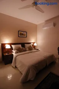 A One Hotel Clifton - Image 2